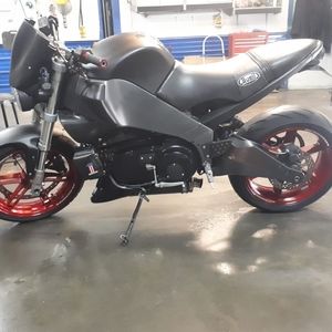 Meet your Posher, Éric